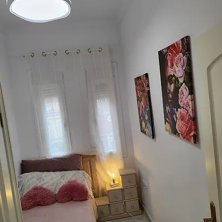 Atico Castillo Primera Linea Playa * フエンヒロラ