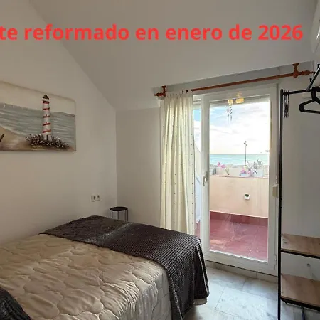 Atico Castillo Primera Linea Playa Apartmán *